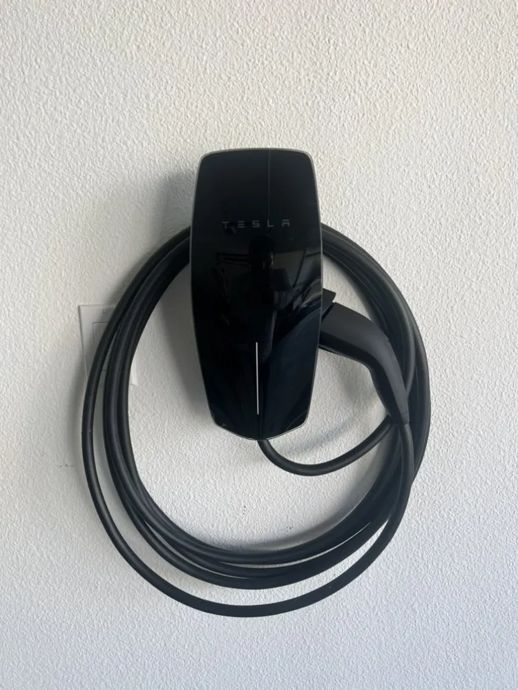 Slide of Tempo Electric