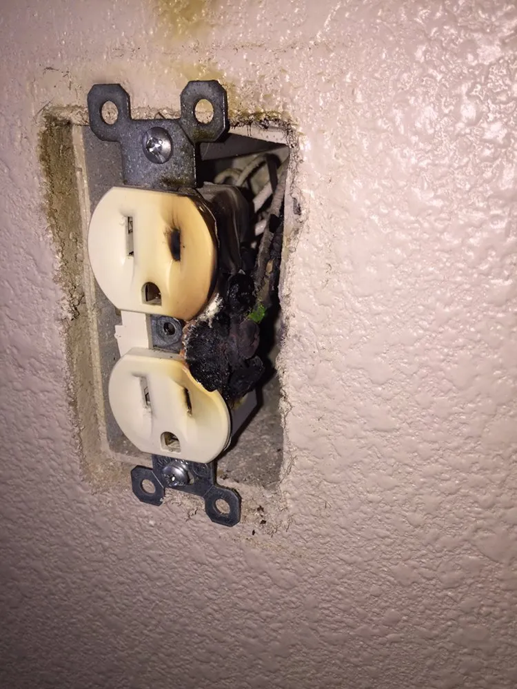 Slide of Ten Forty Electric