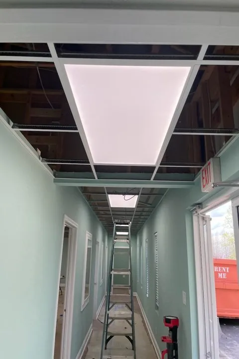 Slide of Tenn Electric