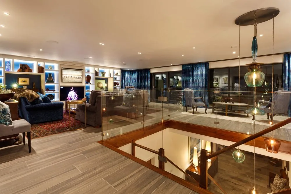 Slide of Terry Vann Vann's Electric