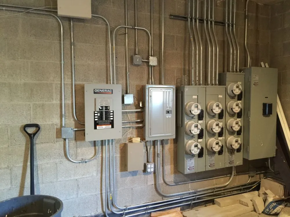 Emergency electrical service for homes in outlet and switch repair, by