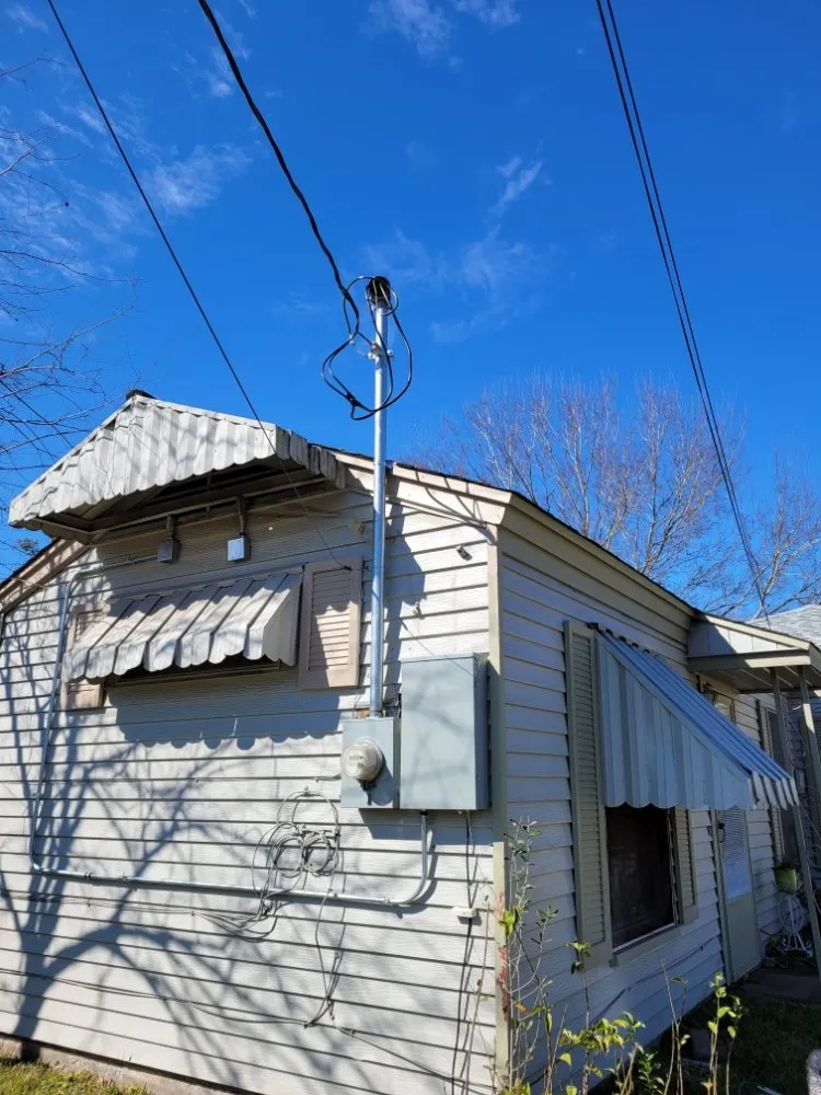 Slide of Tex-Pro Electrical