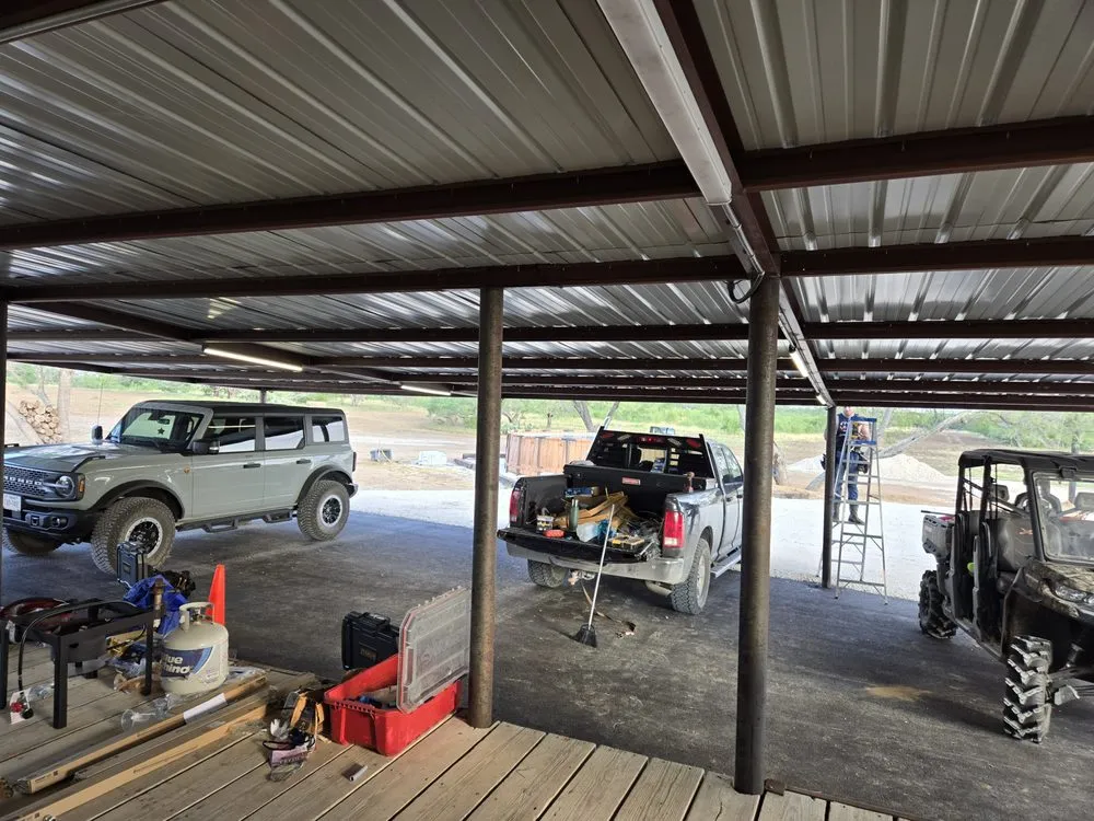 Slide of Texas Boy Lighting & Electrical