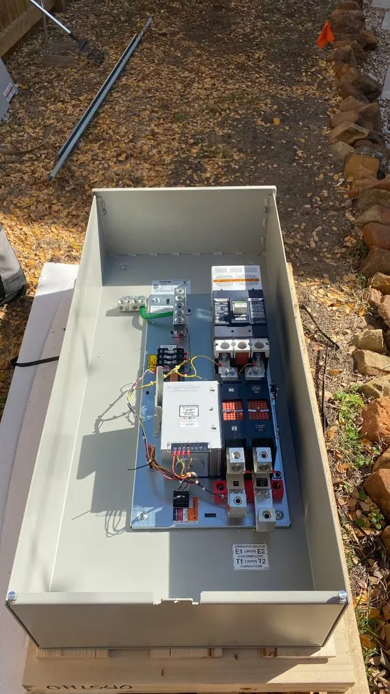 Slide of Texas Electrical Connect