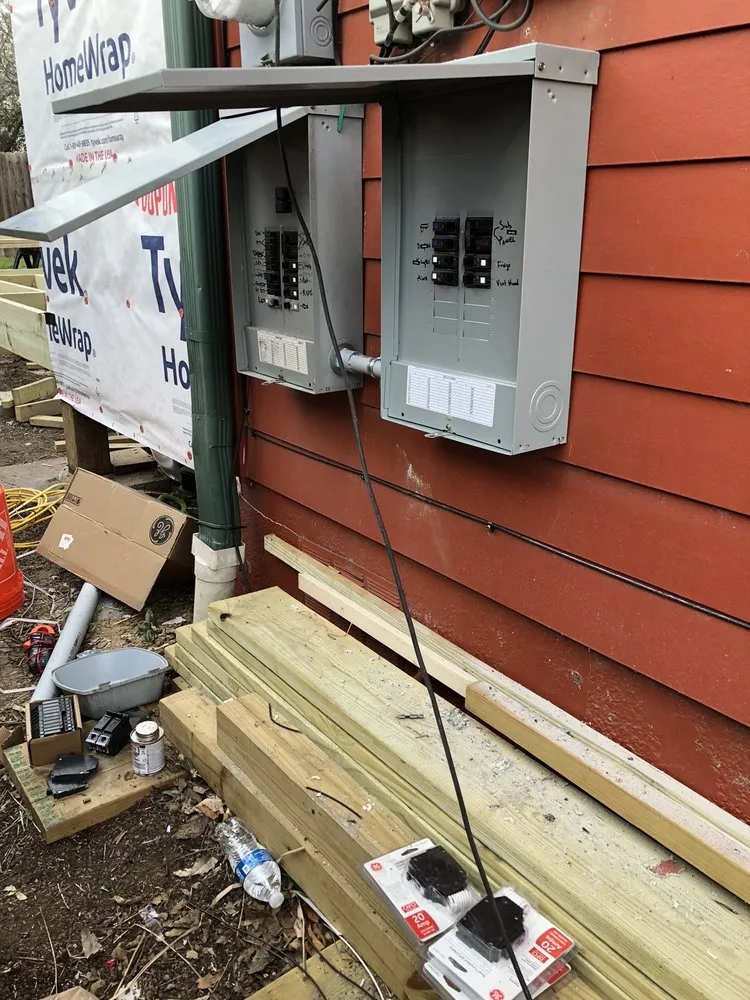 Professional outlet and switch repair in Spicewood, TX by Texas Platinum Electrical Services