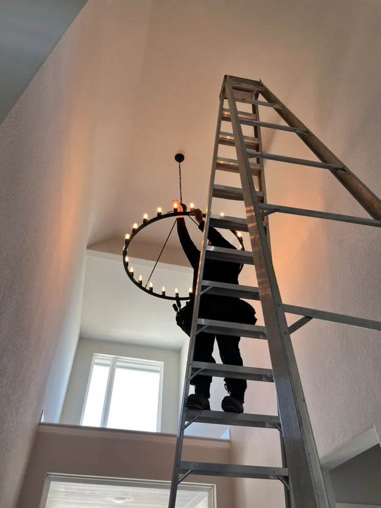 Expert electrician providing circuit breaker repair in Spicewood, TX - Texas Platinum Electrical Services