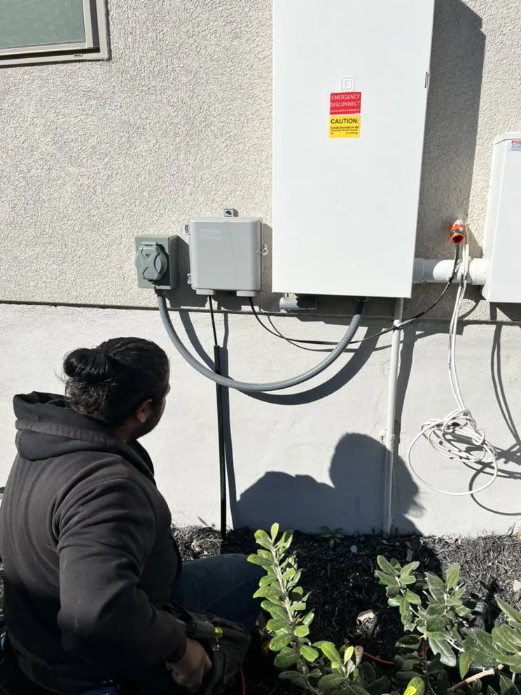 Certified electrician providing electrical repair in Spicewood, TX - Texas Platinum Electrical Services