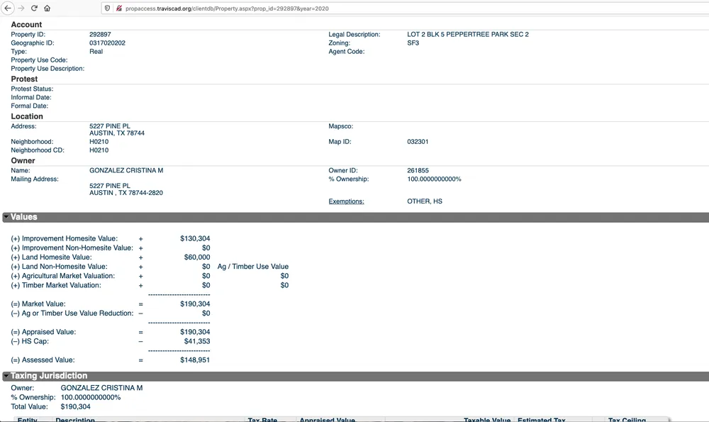 Professional electrician providing circuit breaker repair in , 