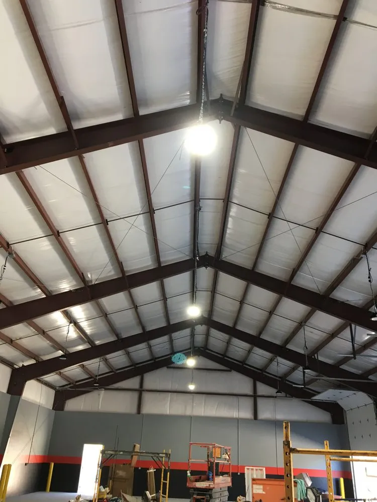 Trusted electrician providing electrical repair in , 