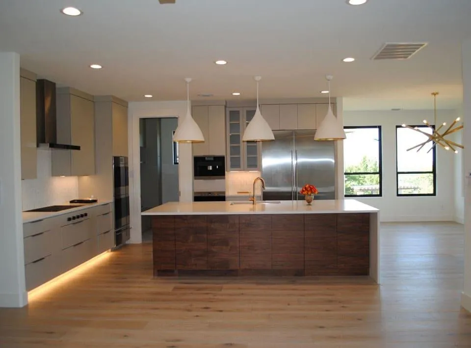 Slide of Texas Strong Electric