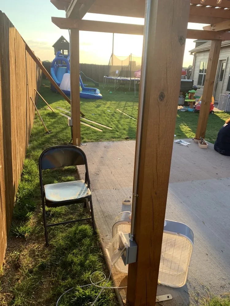 Slide of Texla Electric