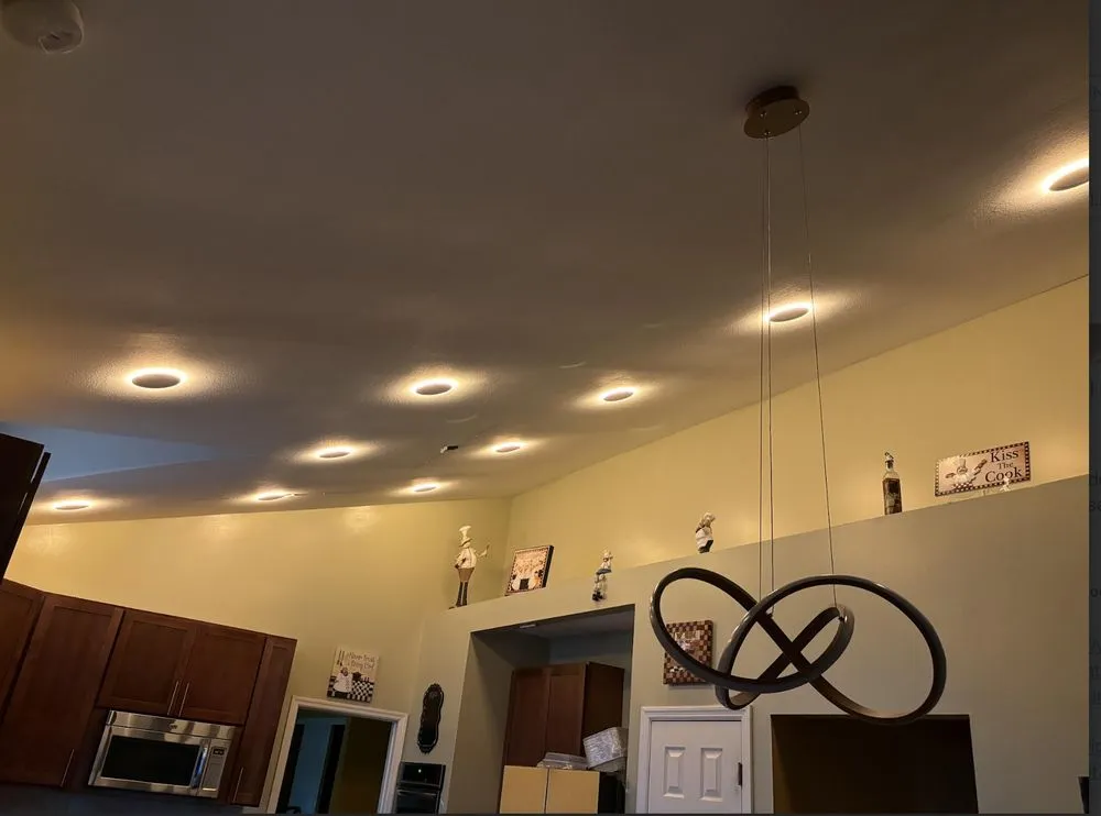 Professional electrician providing wiring installation in St. Louis, MO - Tez The Electrician