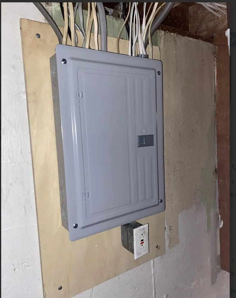 Affordable panel upgrade service in St. Louis, MO - Tez The Electrician