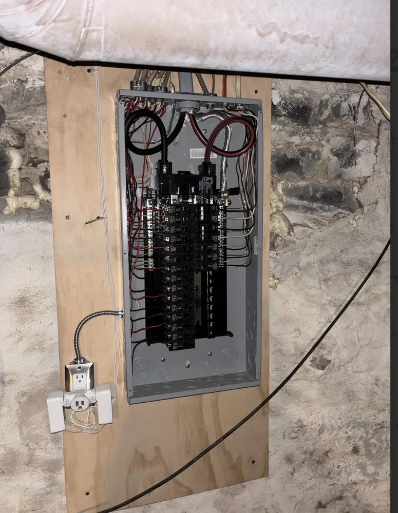 Reliable emergency electrical service experts serving St. Louis, MO - Tez The Electrician