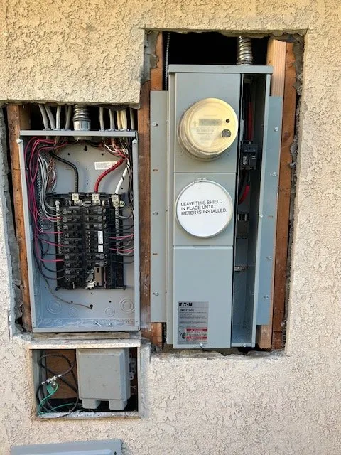 Slide of Tezla Electric