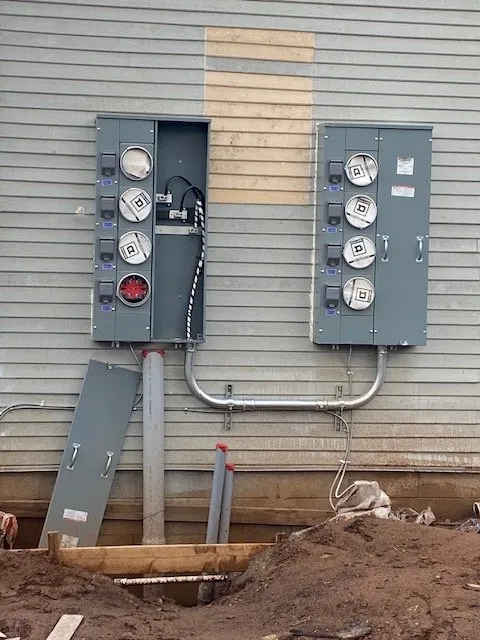 Slide of Tezla Electric