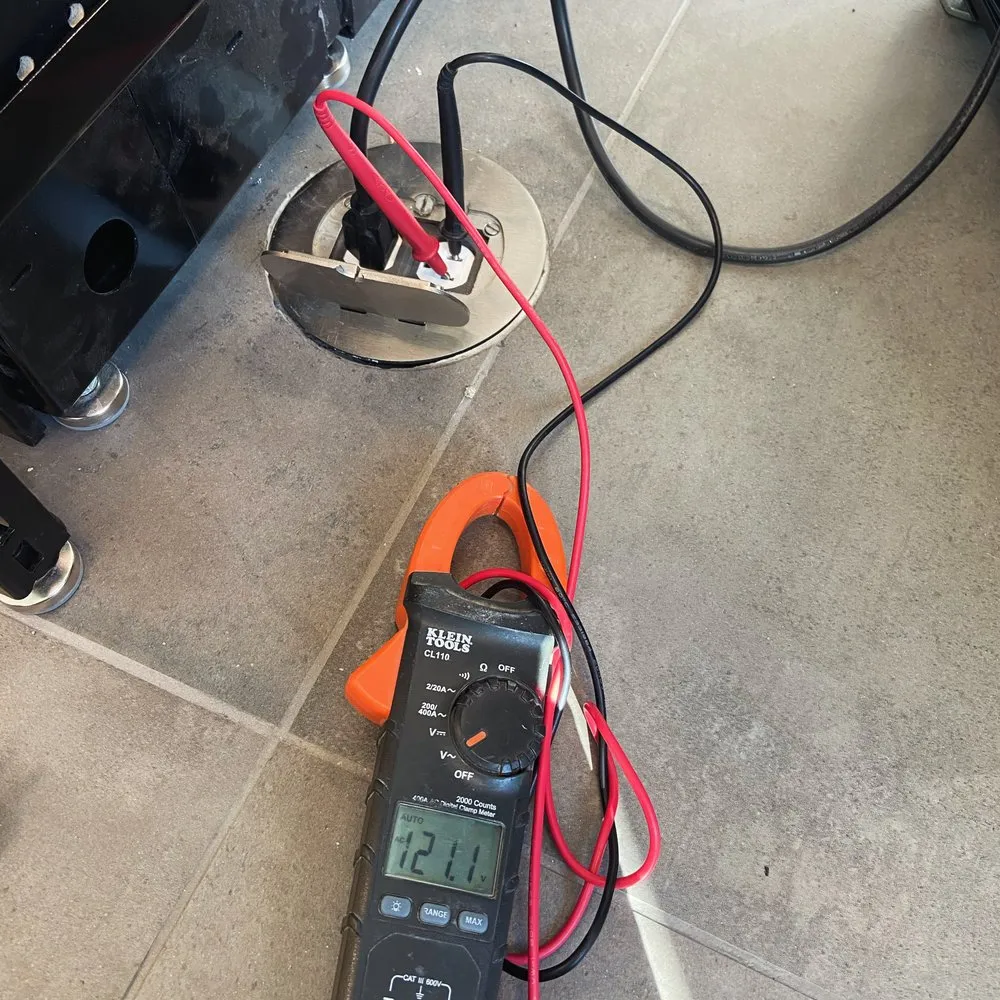 Slide of TG Pro Electrical Service And Maintenance