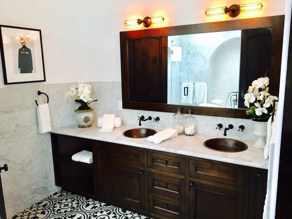 Slide of TH Electric