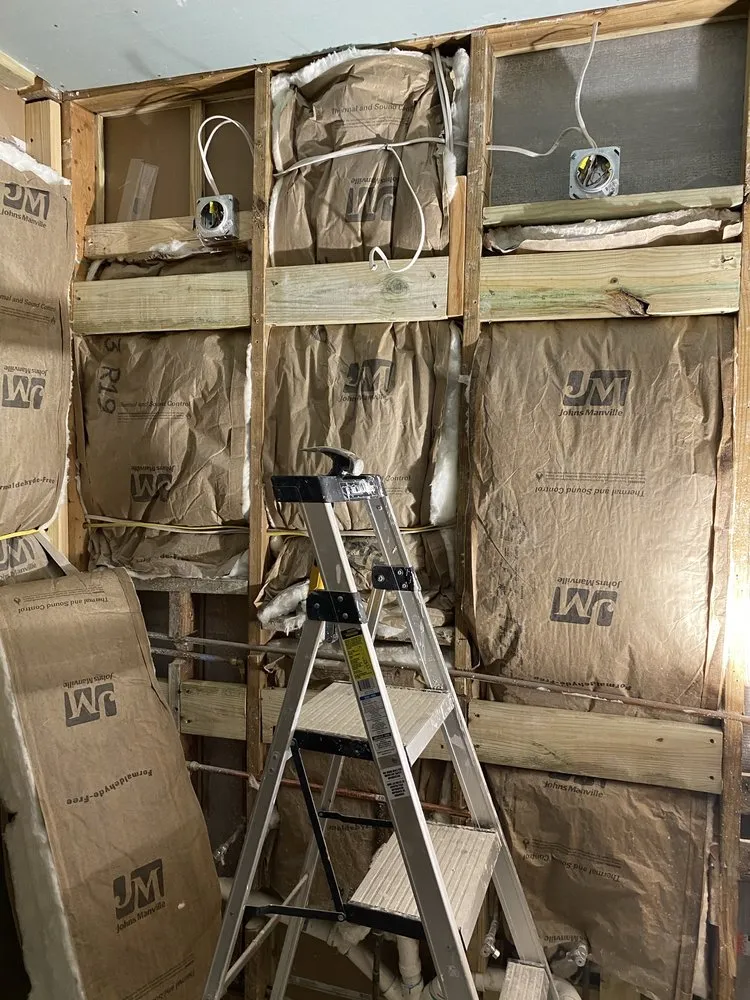 Slide of TH Premium Construction