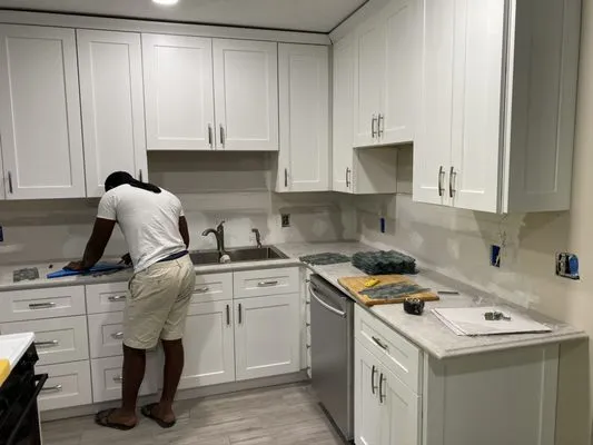 TH Premium Construction Logo