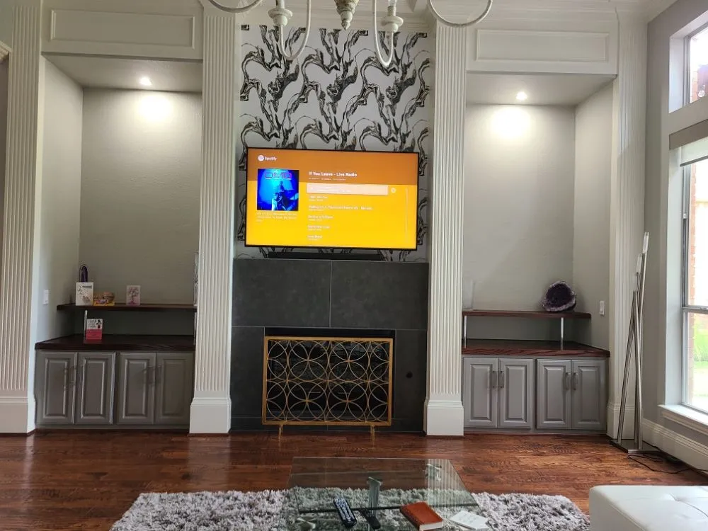 Slide of That Electric Guy