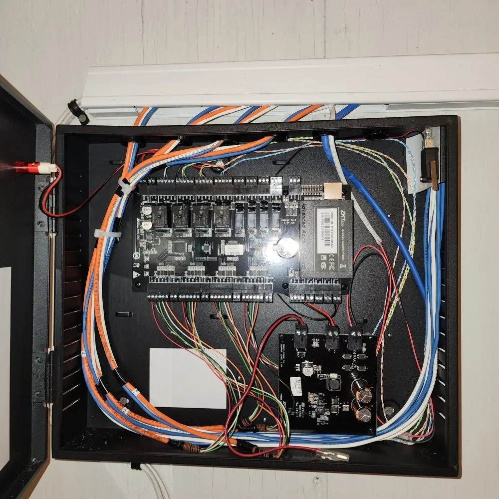 Slide of That Guy Rob