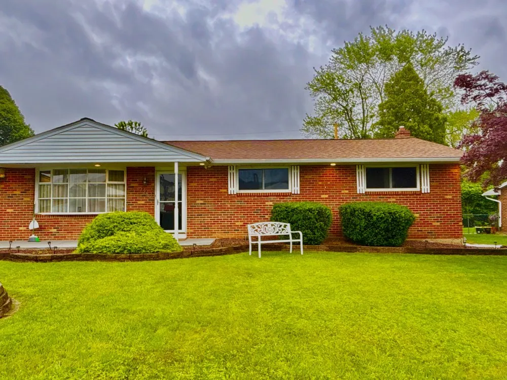 Slide of The Arc Sparky