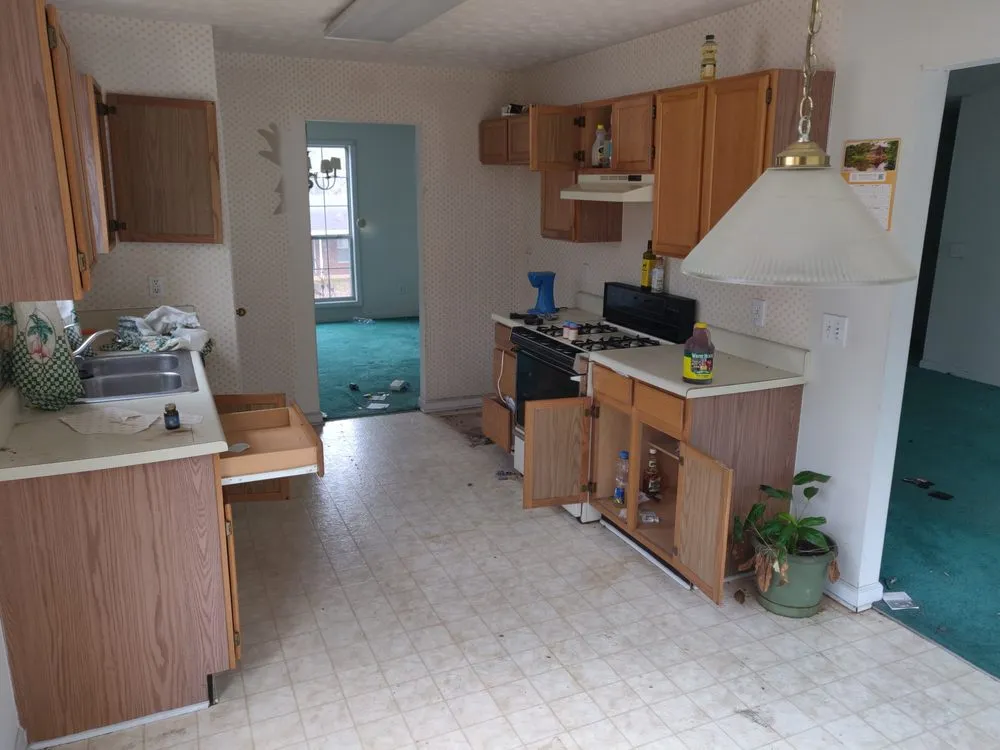 Slide of The Basement Kings