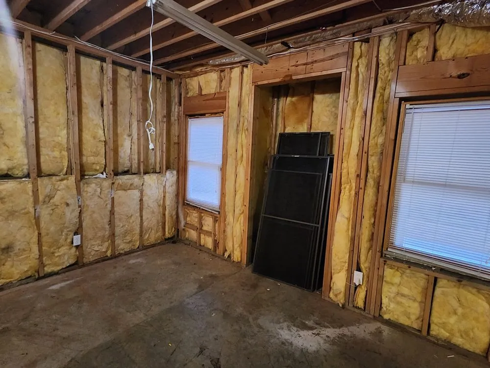 Slide of The Basement Kings