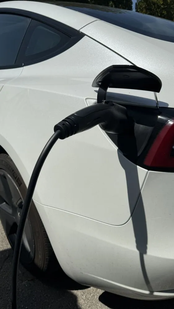Reliable emergency electrical service service in San Fernando Valley, CA - The Car Charger Guy