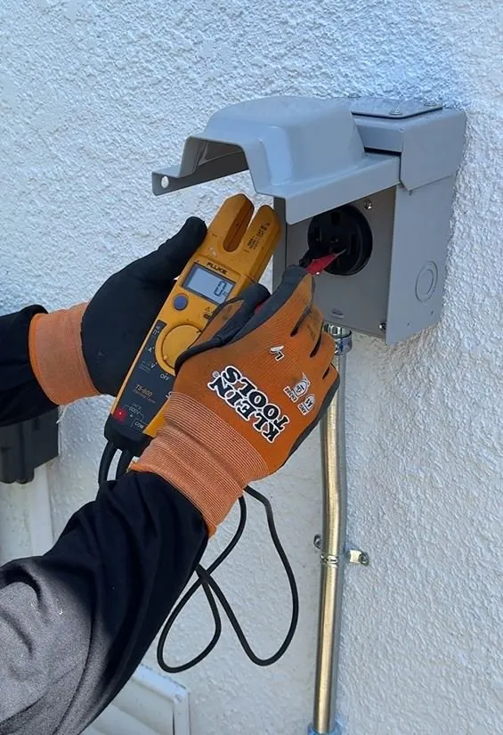Licensed circuit breaker repair in San Fernando Valley, CA by The Car Charger Guy