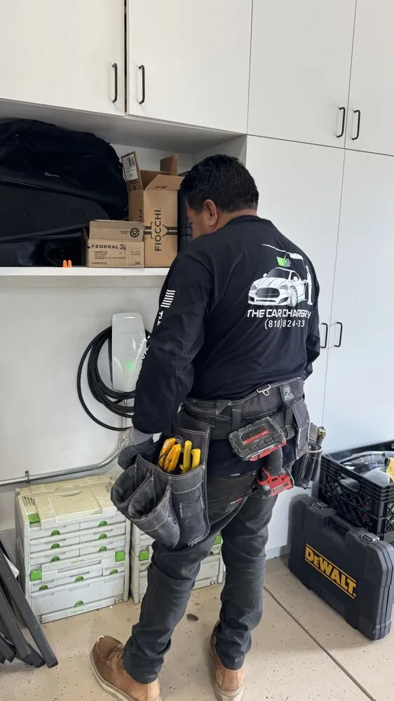 Licensed circuit breaker repair in San Fernando Valley, CA by The Car Charger Guy