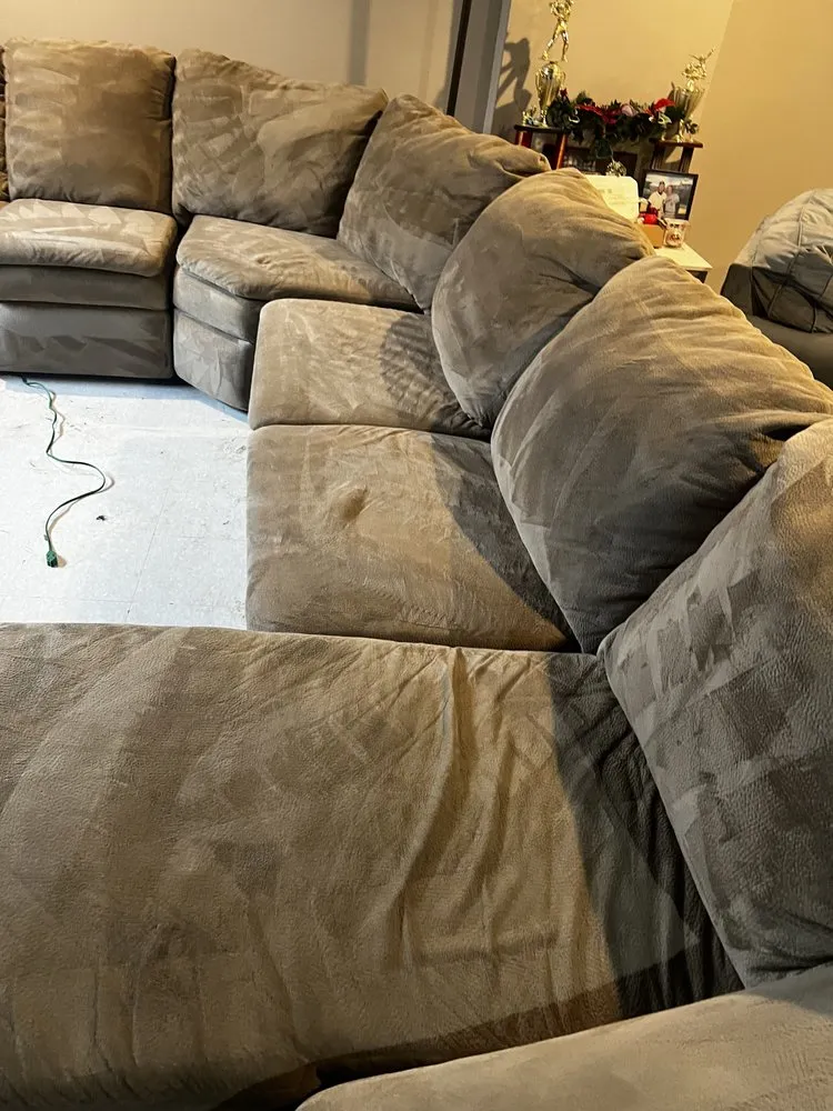 Slide of The Carpet Cleaning