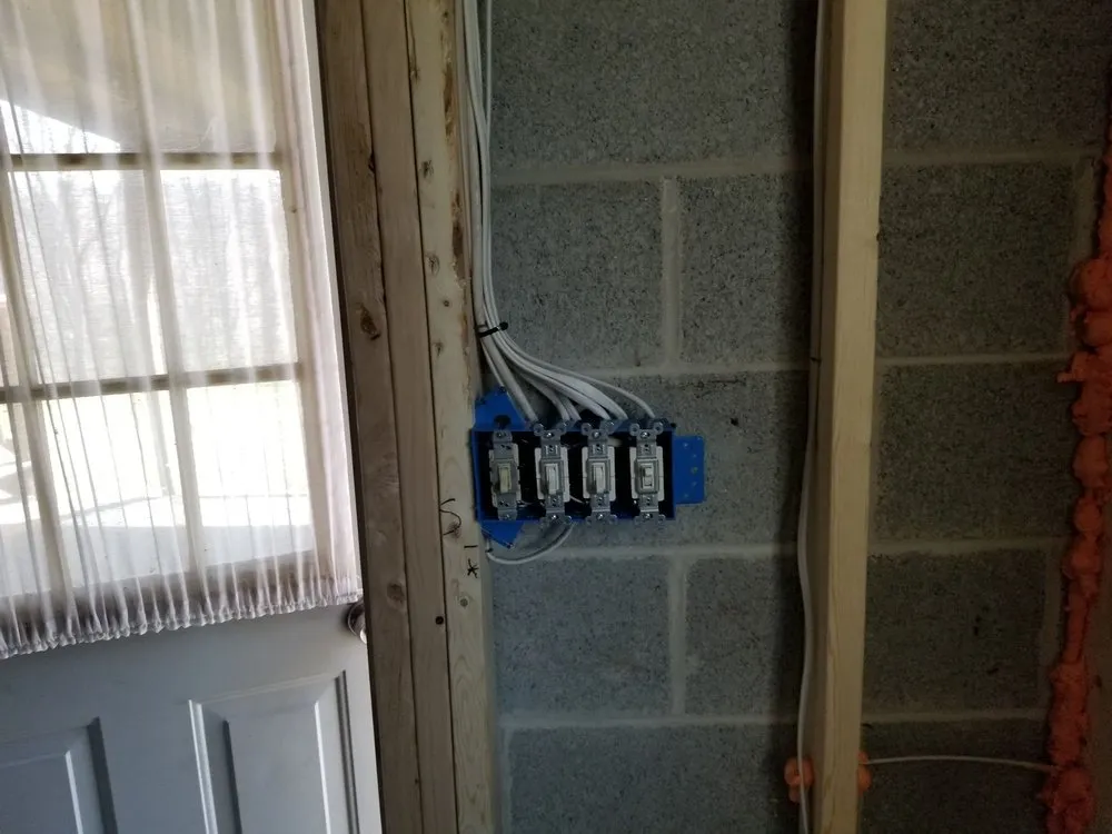 Slide of The Cuda Brothers