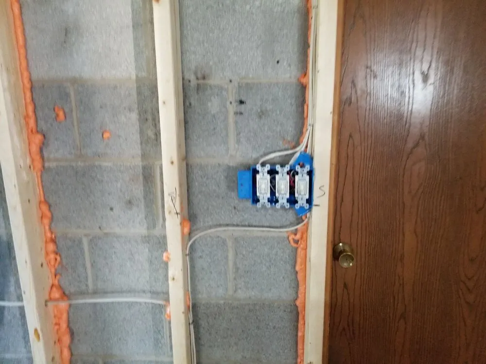 Slide of The Cuda Brothers