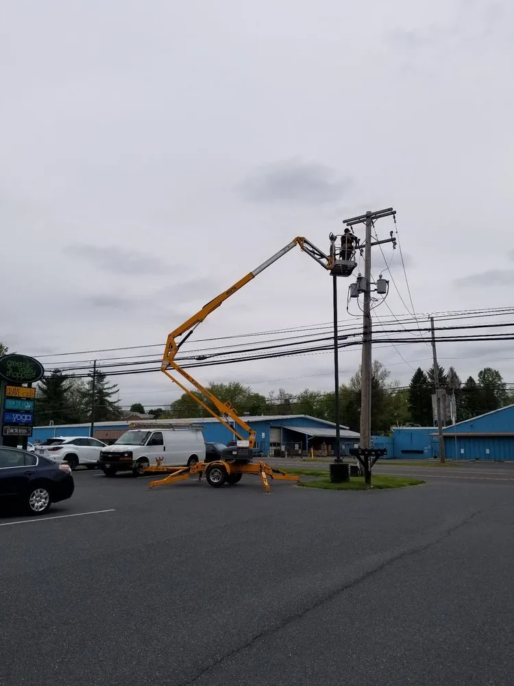 Slide of The Cuda Brothers