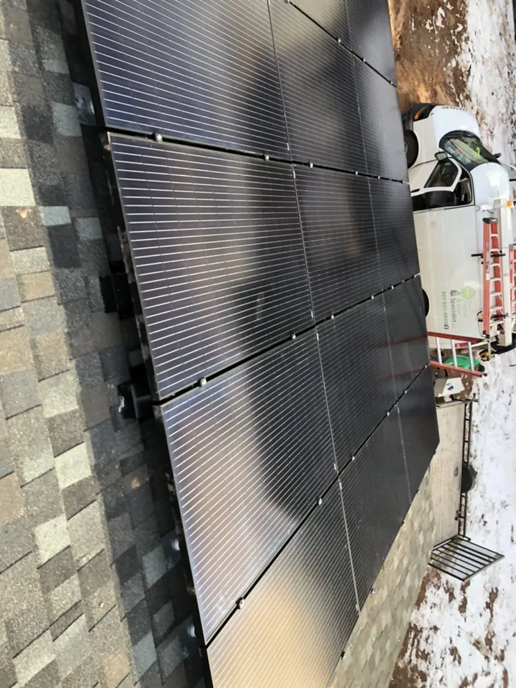 Slide of The Electric & Solar Specialist