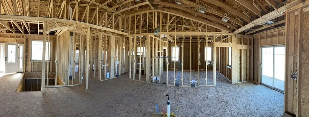 Slide of The Electric & Solar Specialist