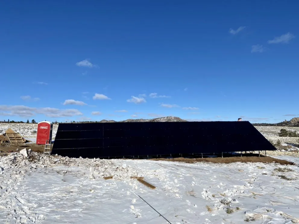 Slide of The Electric & Solar Specialist