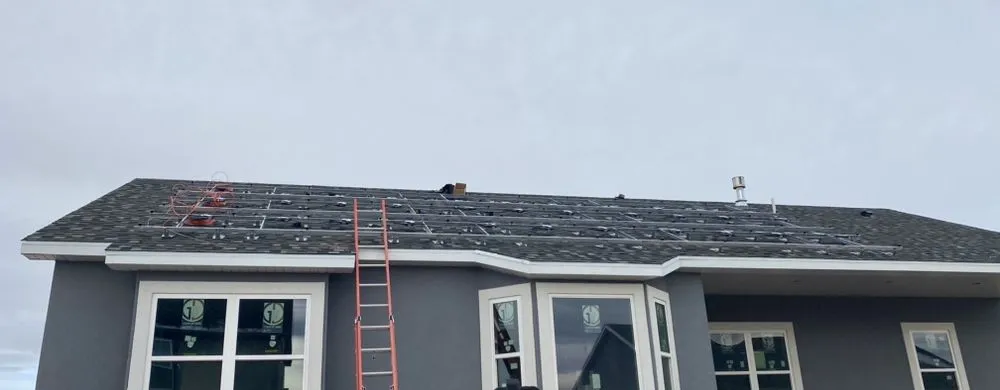 Slide of The Electric & Solar Specialist