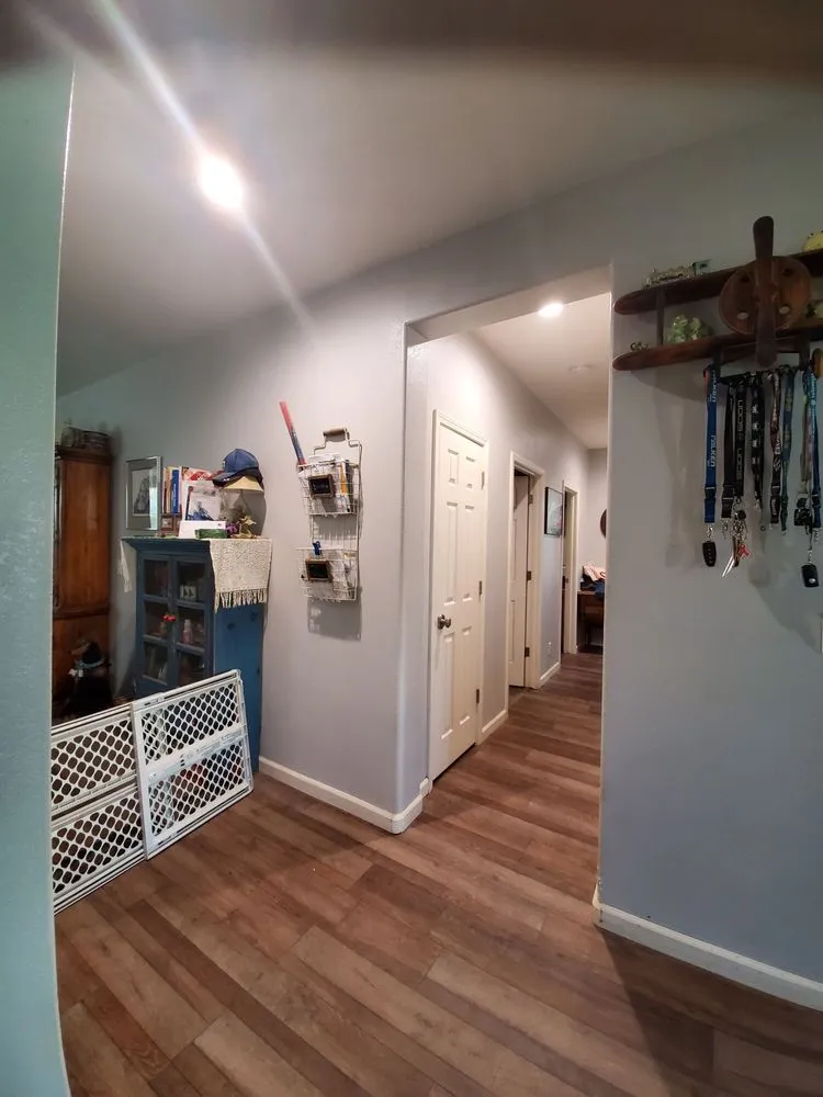 Expert electrician providing circuit breaker repair in , 