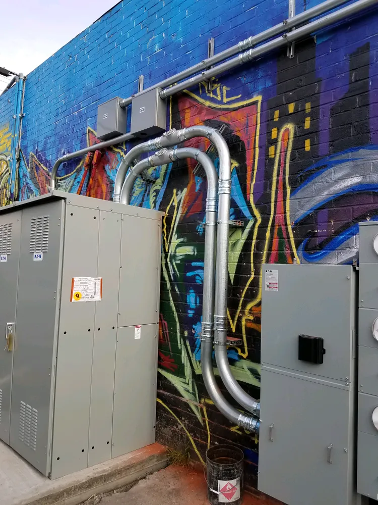 Trusted electrician providing circuit breaker repair in San Fernando Valley, CA - The Electrical Pros