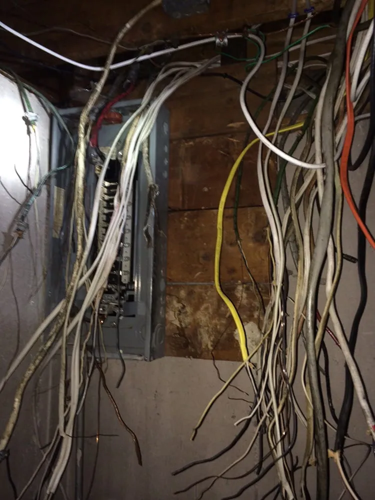 Reliable electrician providing wiring installation in , 