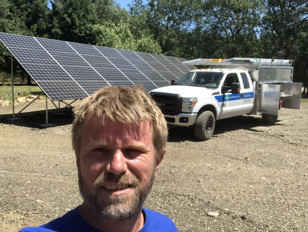 Trusted electrician providing panel upgrade in Salyer, CA - The Electrician