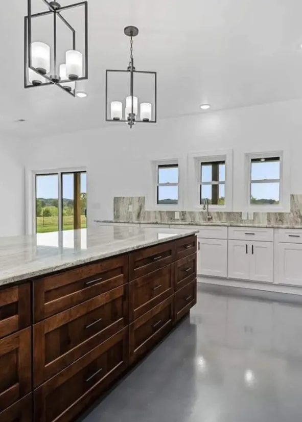 Slide of The Electricianz