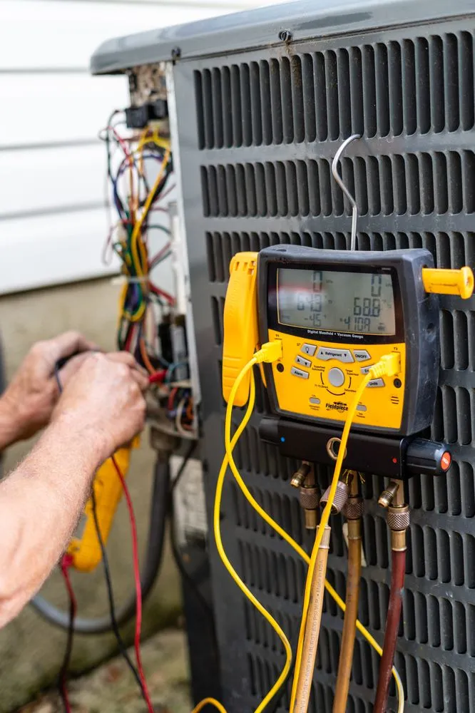 Emergency circuit breaker repair experts serving Gloucester, VA - The Fire & Water