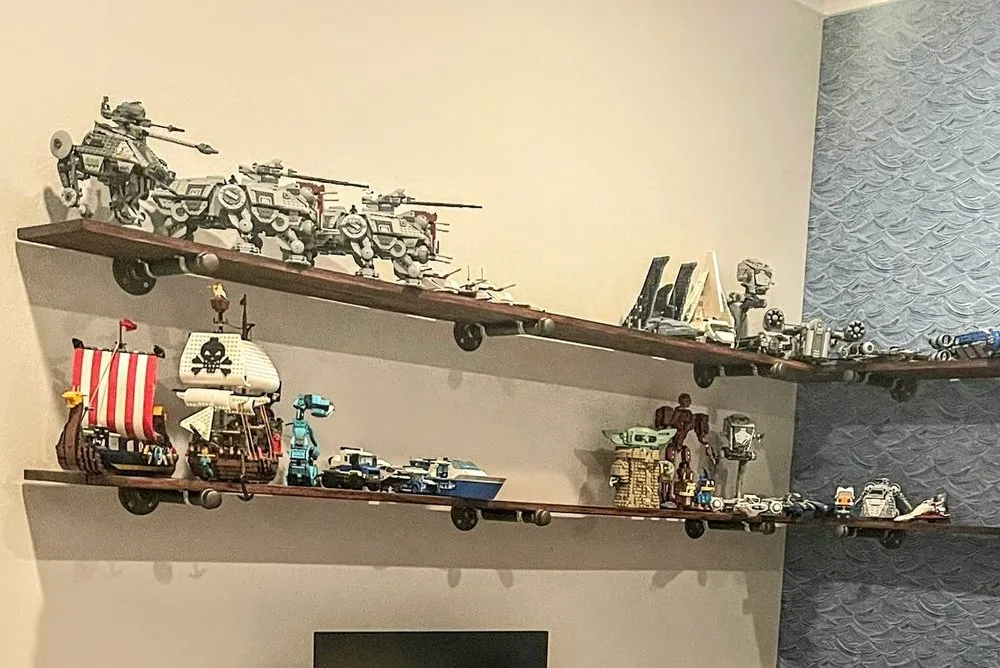 Slide of The Fix-it Fox