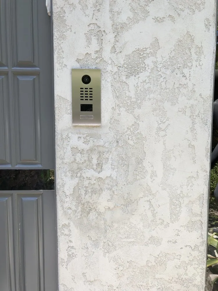 Slide of The Fix It Guys