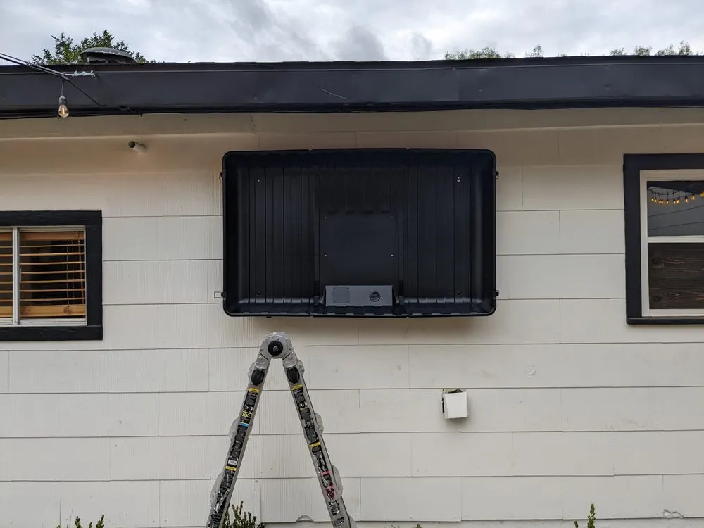 Slide of The Hammer Man