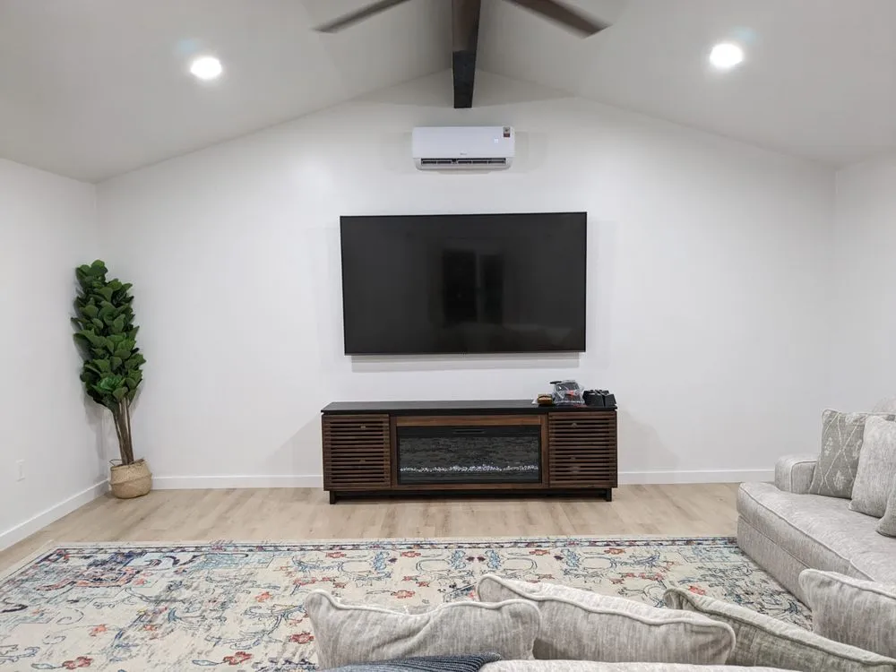 Slide of The Hammer Man